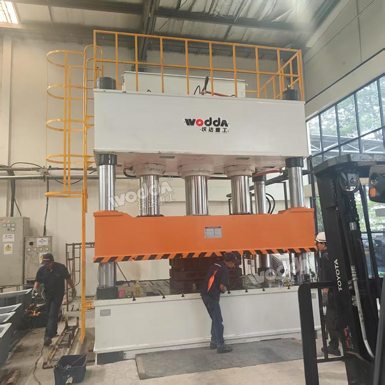 1000噸四柱液壓機