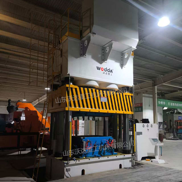 3000噸塑料托盤模壓機(jī)